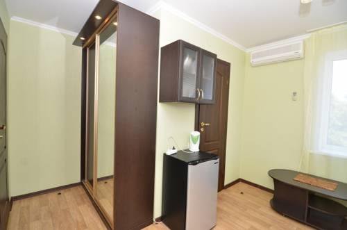 Гостиница Guest House Nadezhda Партенит